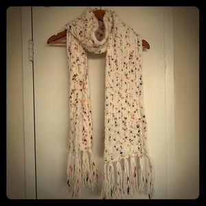 Long white knit scarf